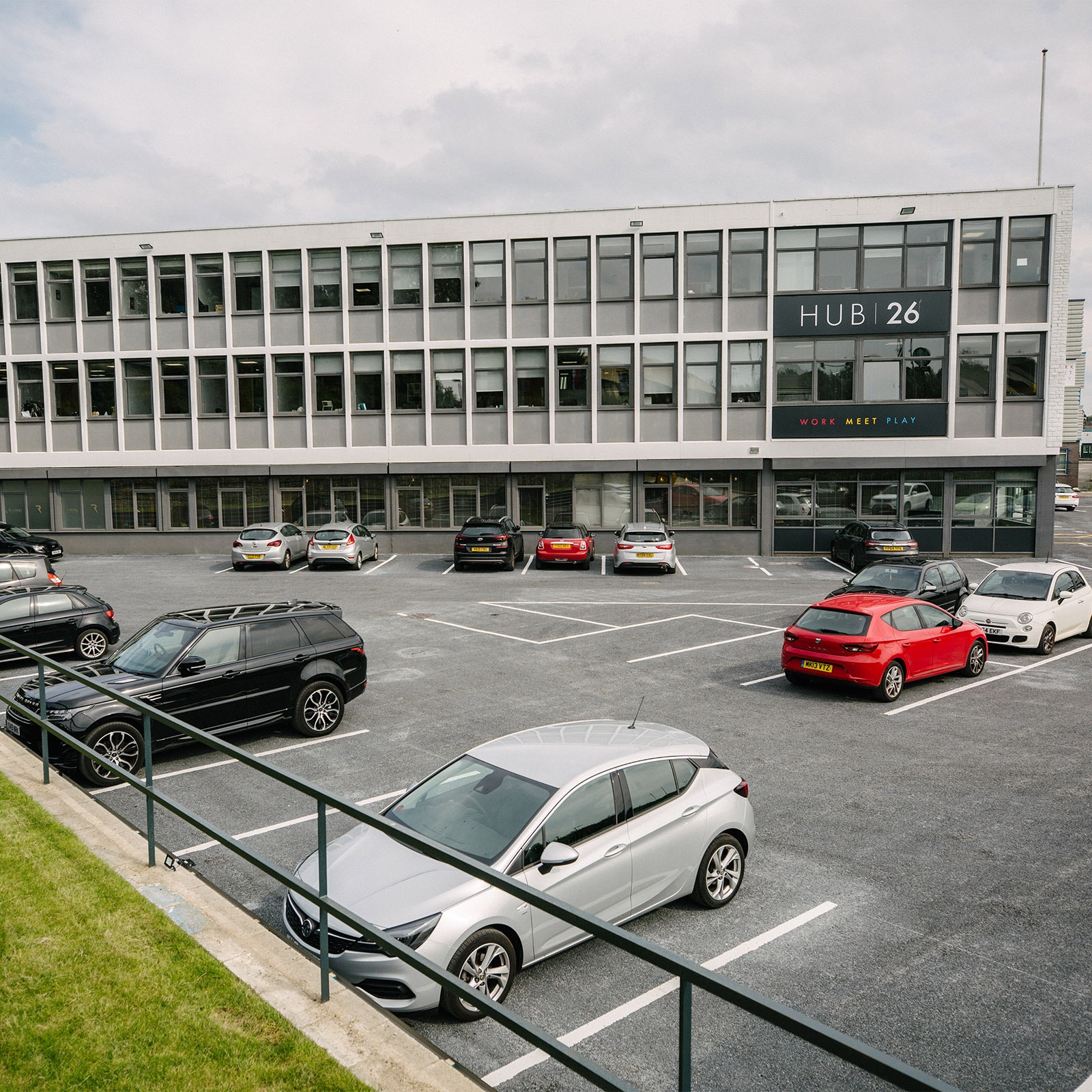 Book HUB26 Meeting Rooms Landing Page parking-1